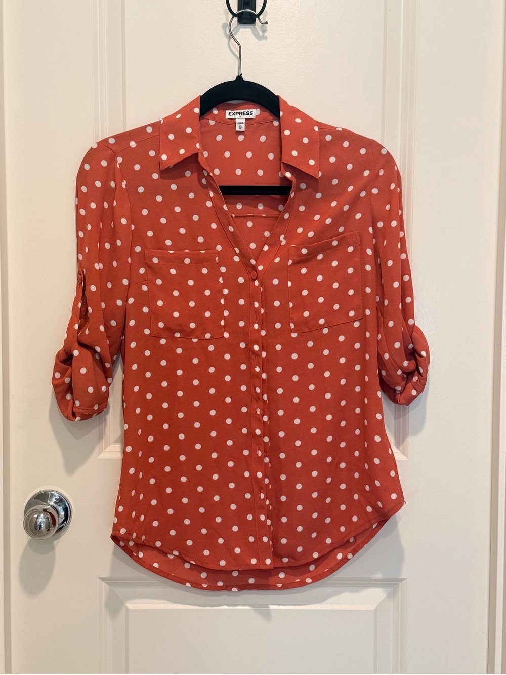 Express Women's Polka Dot Button-Up Shirt - Pink/White